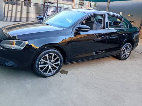 VOLKSWAGEN JETTA 2.0 COMFORTLINE FLEX 4P TIPTRONIC VOLKSWAGEN JETTA 2.0 COMFORTLINE FLEX 4P TIPTRONIC